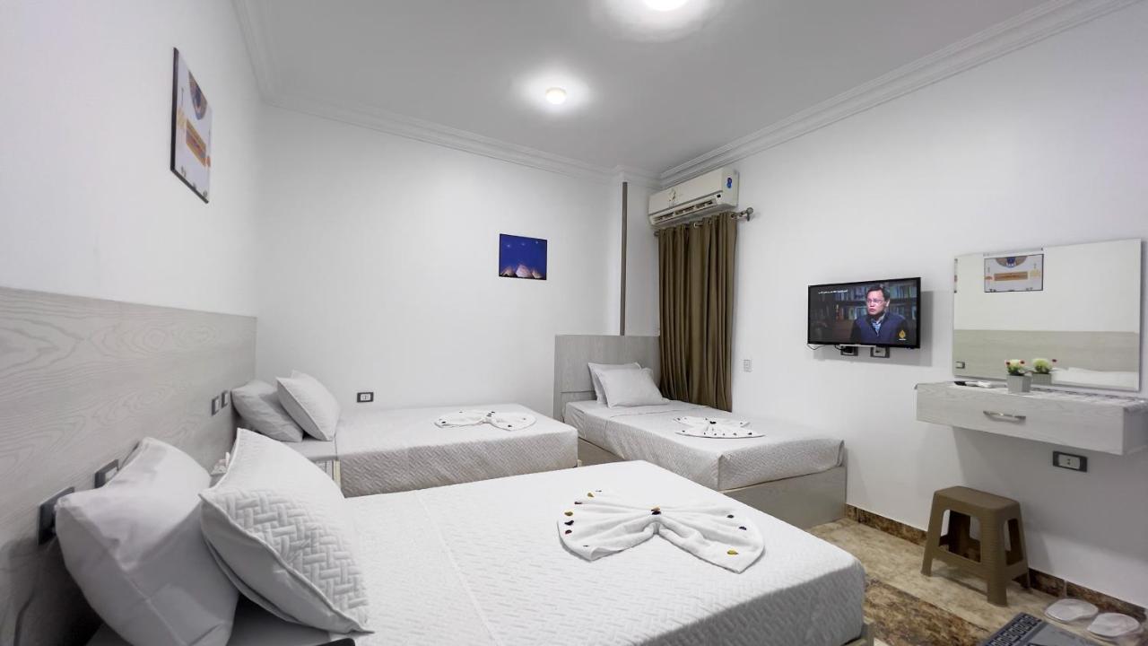 Kafret el-Gabal Alaskapyramidsview מראה חיצוני תמונה